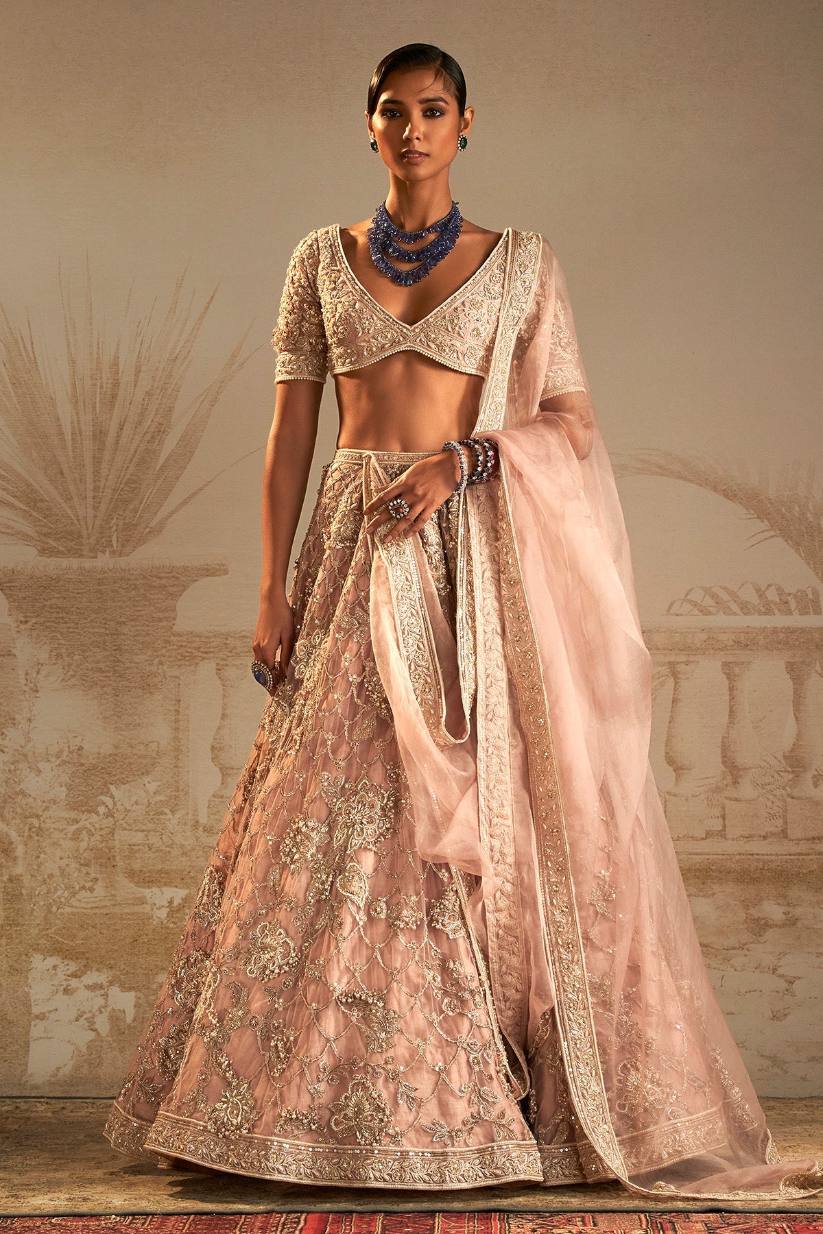 DOLI LEHENGA SET