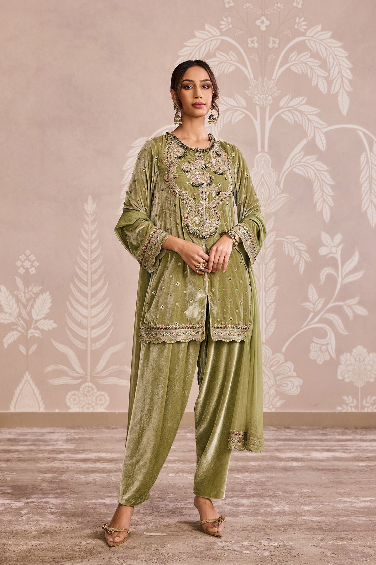 Nishat Kurta Set