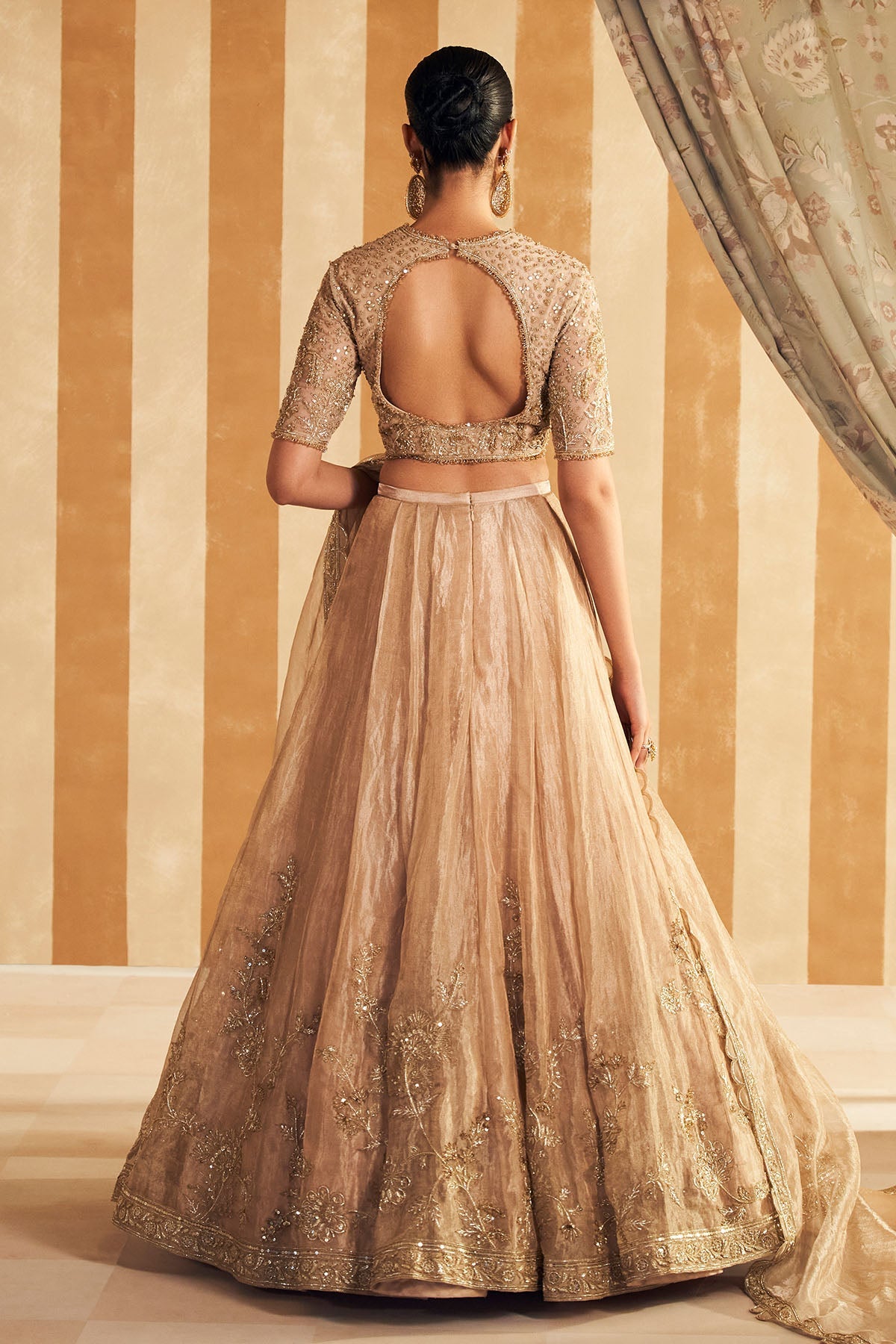 Sonali Bendre in Zarina Lehenga set