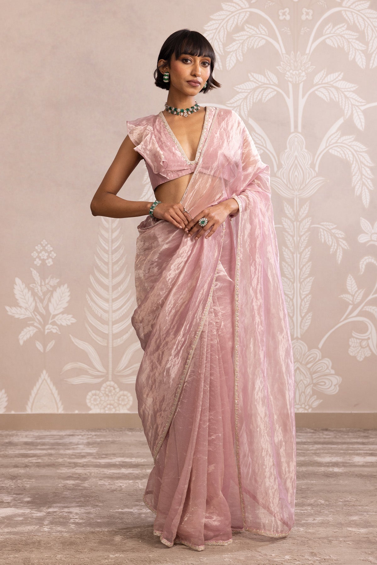 Ridhi mehra in Quartz Saree Set