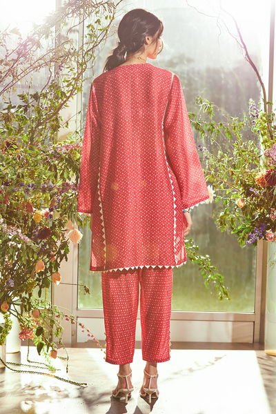 RM-Red folk printed chanderi kurta. Red folk printed chanderi salwar pants.