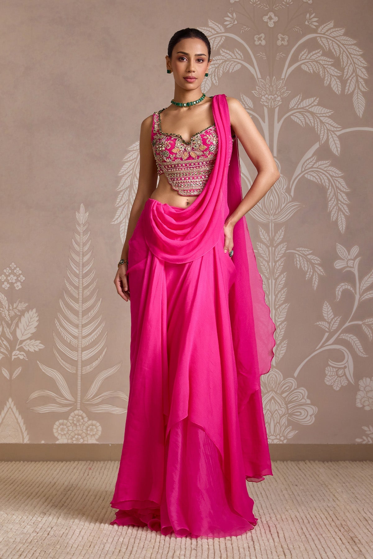 Knot Saree Set
