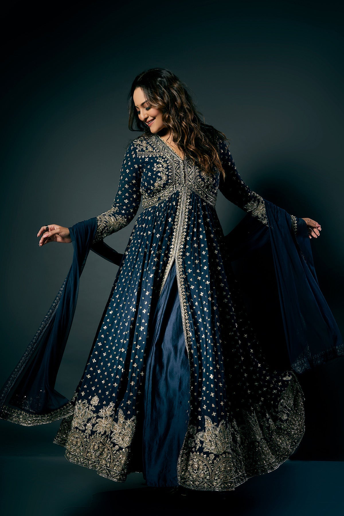 Sonakshi Sinha in Ibtida Anarkali set