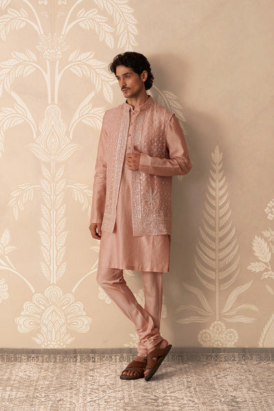 Ambar
Kurta Bandi Set