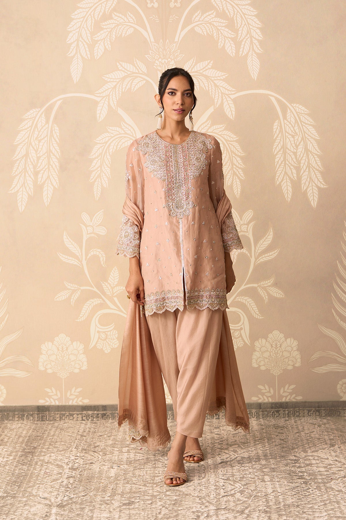 Zehn 
Kurta Salwar Set