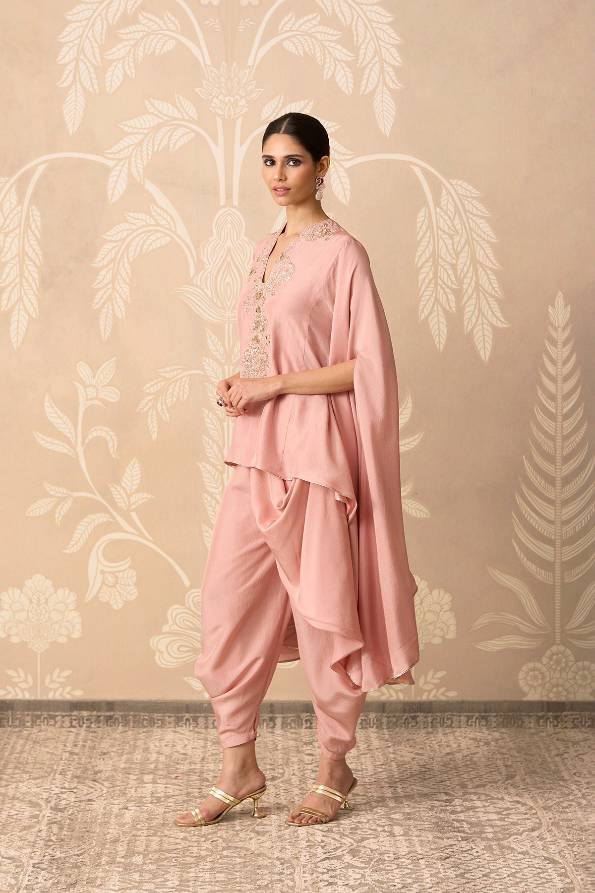 Mehraab Cape Set-RTS