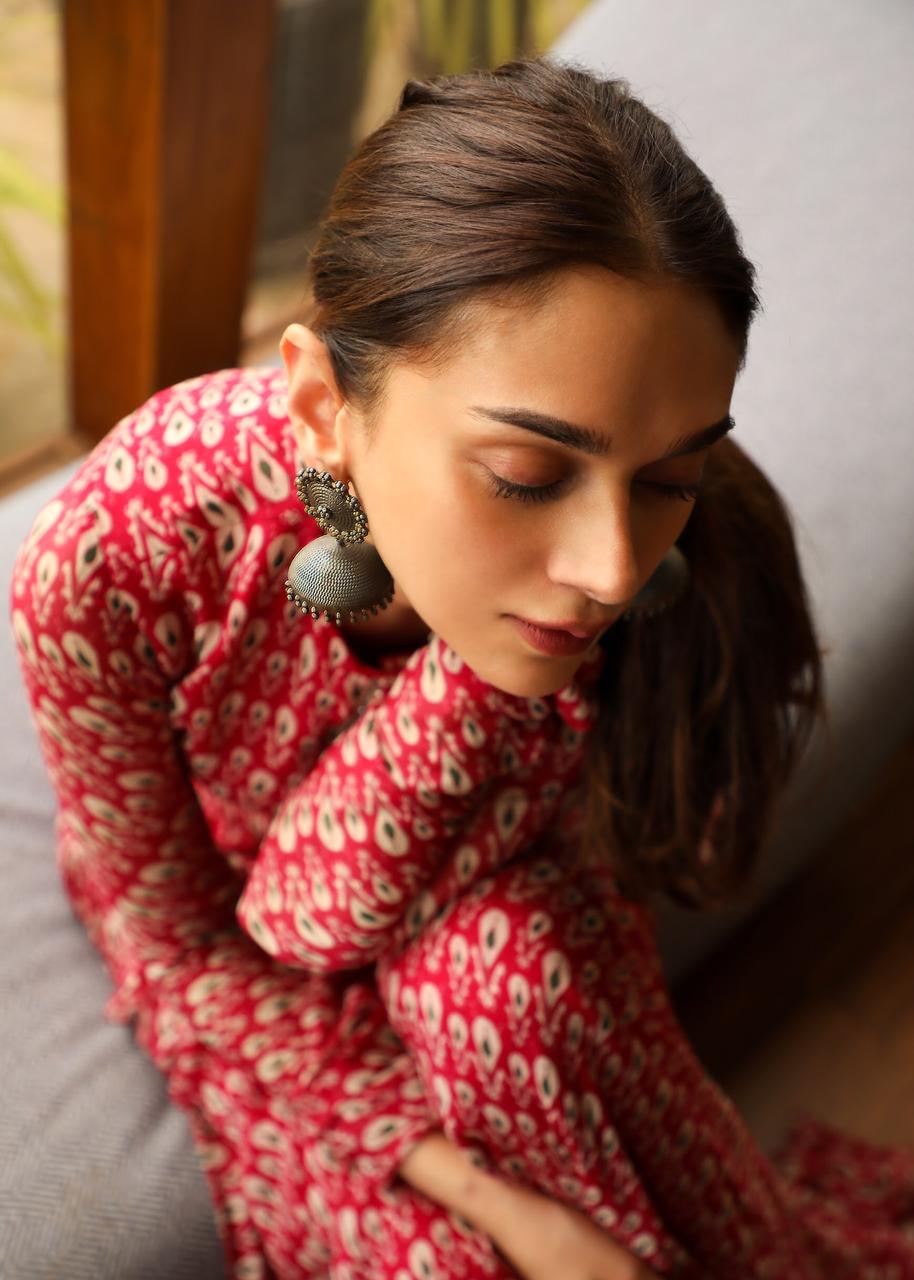 Aditi Rao Hydari in Dilnaz