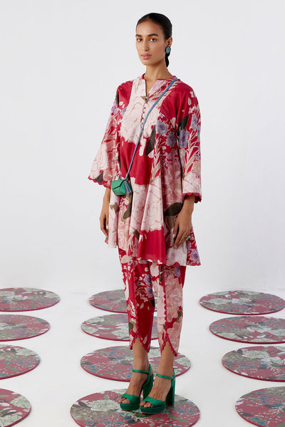 RIDHI-MEHRA-Red Multicolored Print flared short kurta with tulip pants 