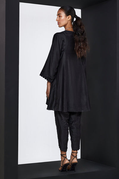 RM_Black flared short kurta with tulip pants 